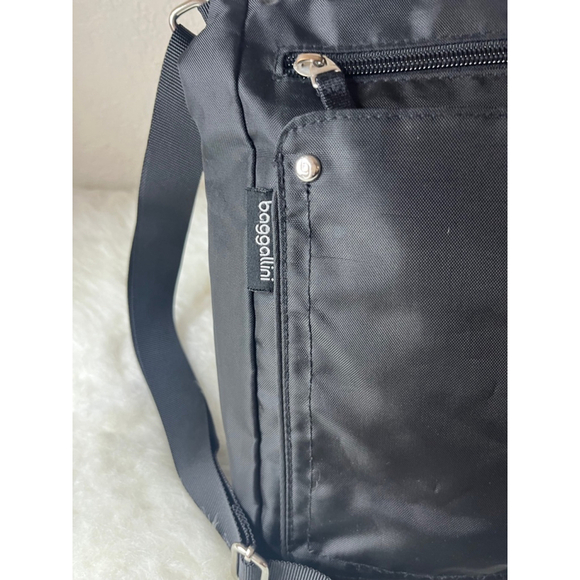 Baggallini Town Bagg Black Nylon Crossbody Purse - Picture 2 of 8
